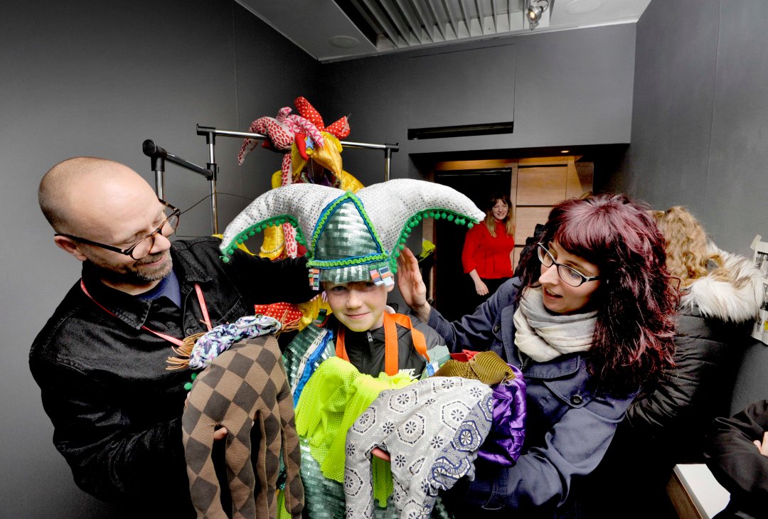 Art Bus Travelling Gallery MED RES 19